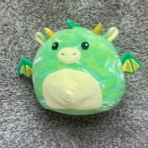Green dragon squish mellow💚🐉